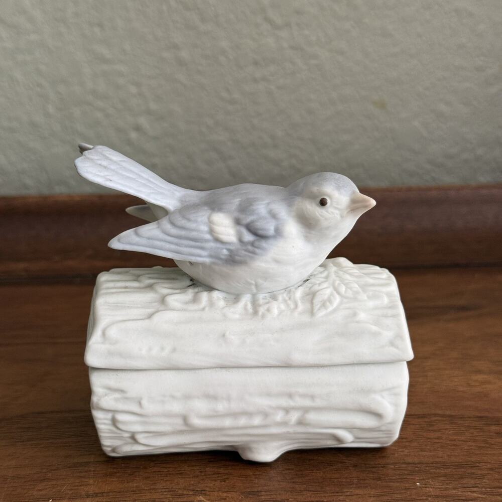 VTG Bird on Log Ceramic Trinket Box Ring Holder Bisque Spring Nature Cottagecore